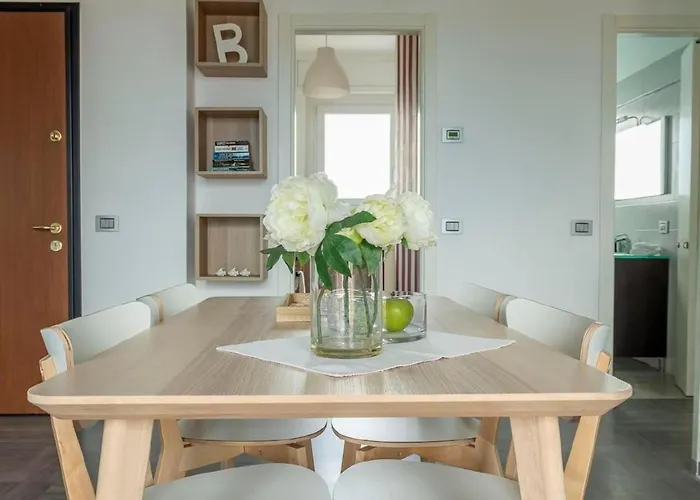 La Terrazza' Mit Seeblick By Interhome Apartamento